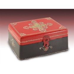 Caja Madera India Decorada Marron y Rojo 20 cm