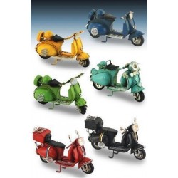 Figura x6 Moto Vespa Metalica 12 cm