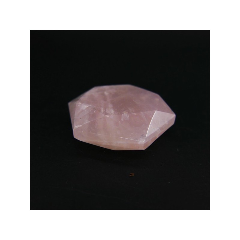 Estrellas talladas en Cuarzo Rosa (El precio es por 100 gr)