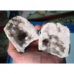 Geodas de Cuarzo Blanco Pequeñas Seccionada
