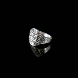 Anillo con Baño de Plata A12