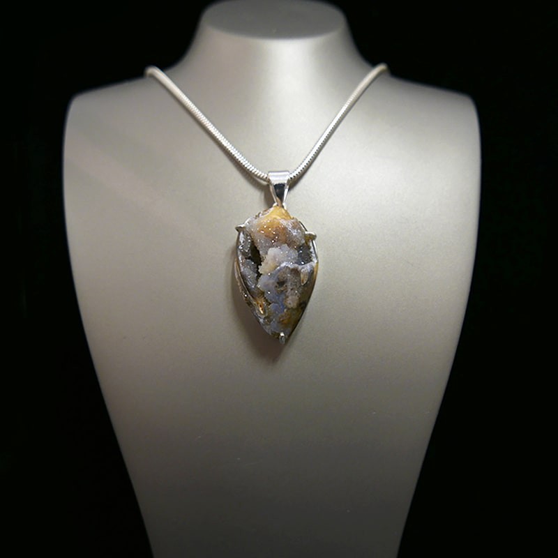 Colgante de Caracola Cristalizada -J47- Plata de Ley